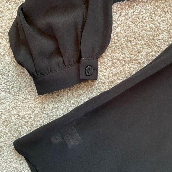 LOFT Black Long Sleeve Lace Yoke Long Sleeve Popover Blouse - Picture 7 of 9